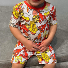 Good Eatin' Crawfish Print 2 Piece Short Premium Bamboo Set